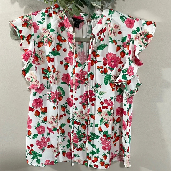 NWOT Ann Taylor Petite Floral Strawberry Mixed Media Ruffle Sleeve Tie Neck XXSP - Picture 4 of 16